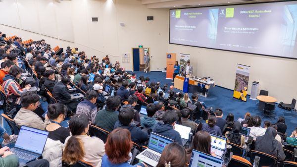 Room of participants