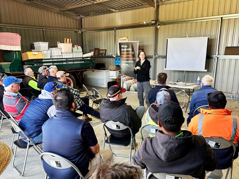 Dr Jen Wood presenting at Murray Valley Winegrowers Field Day Extravaganza