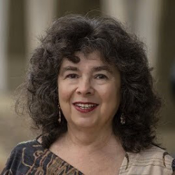 Tanya Linden headshot